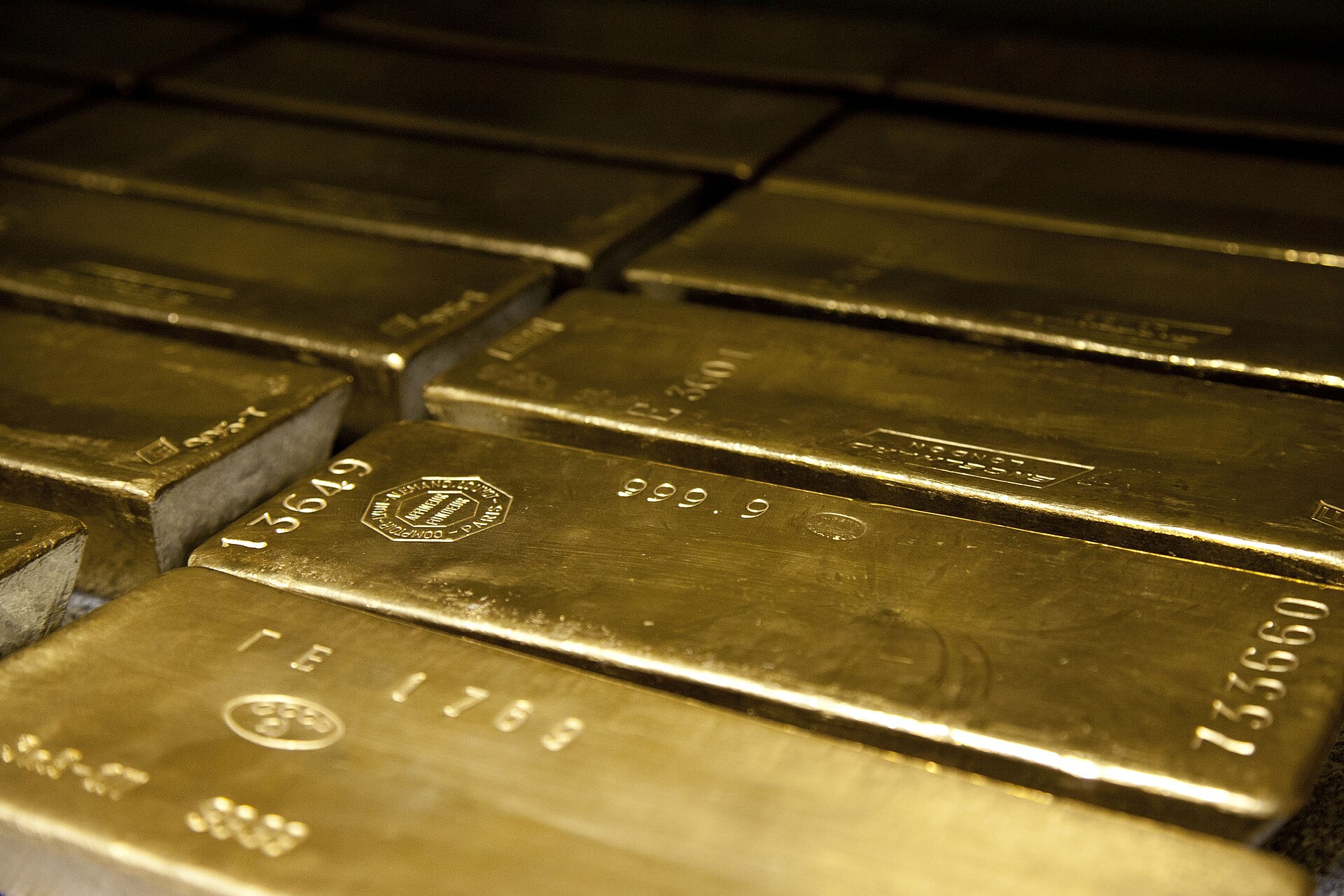 Goldbarren in sicherer Verwahrung